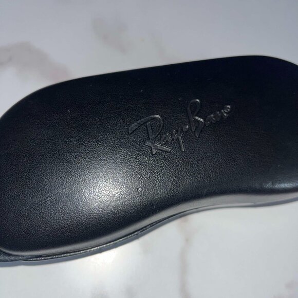 Authentic Ray-ban Reading Glasses (WITH original Case) - Picture 4 of 6